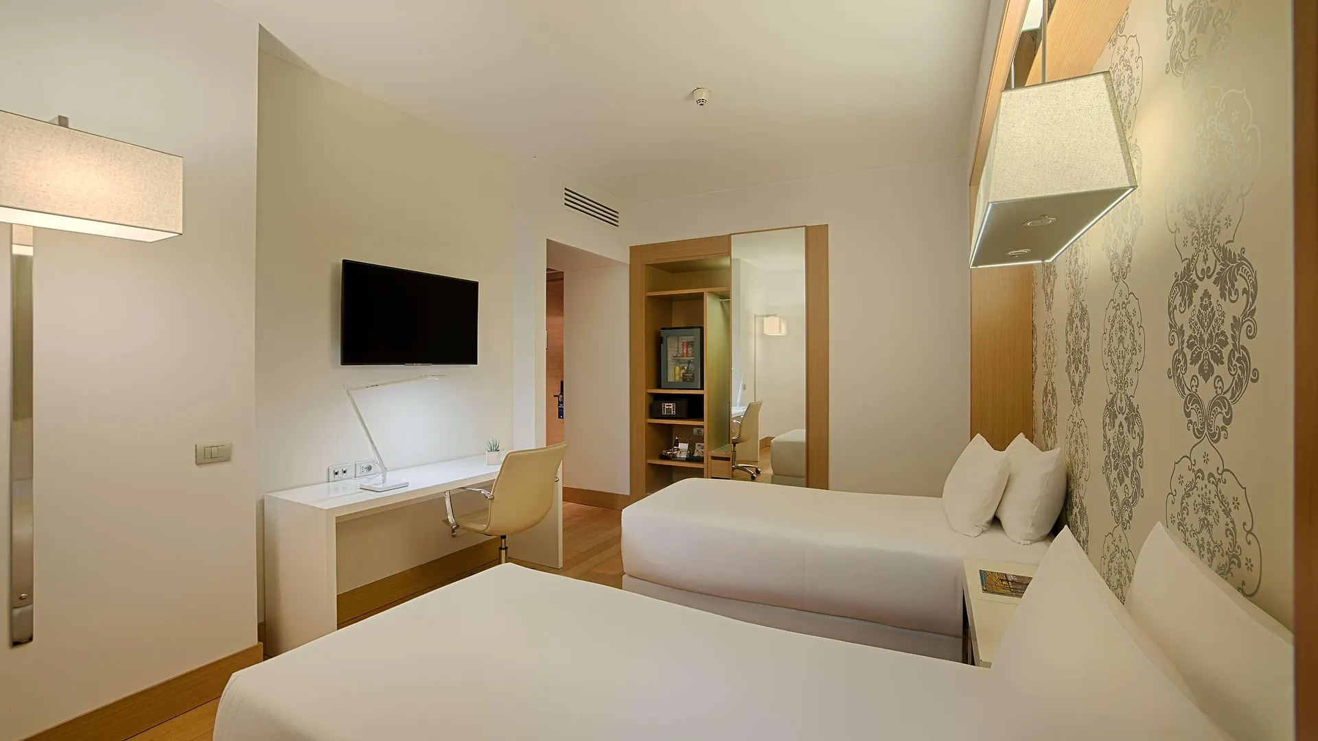 Nh Collection Milano Touring Hotel 4*, Milan