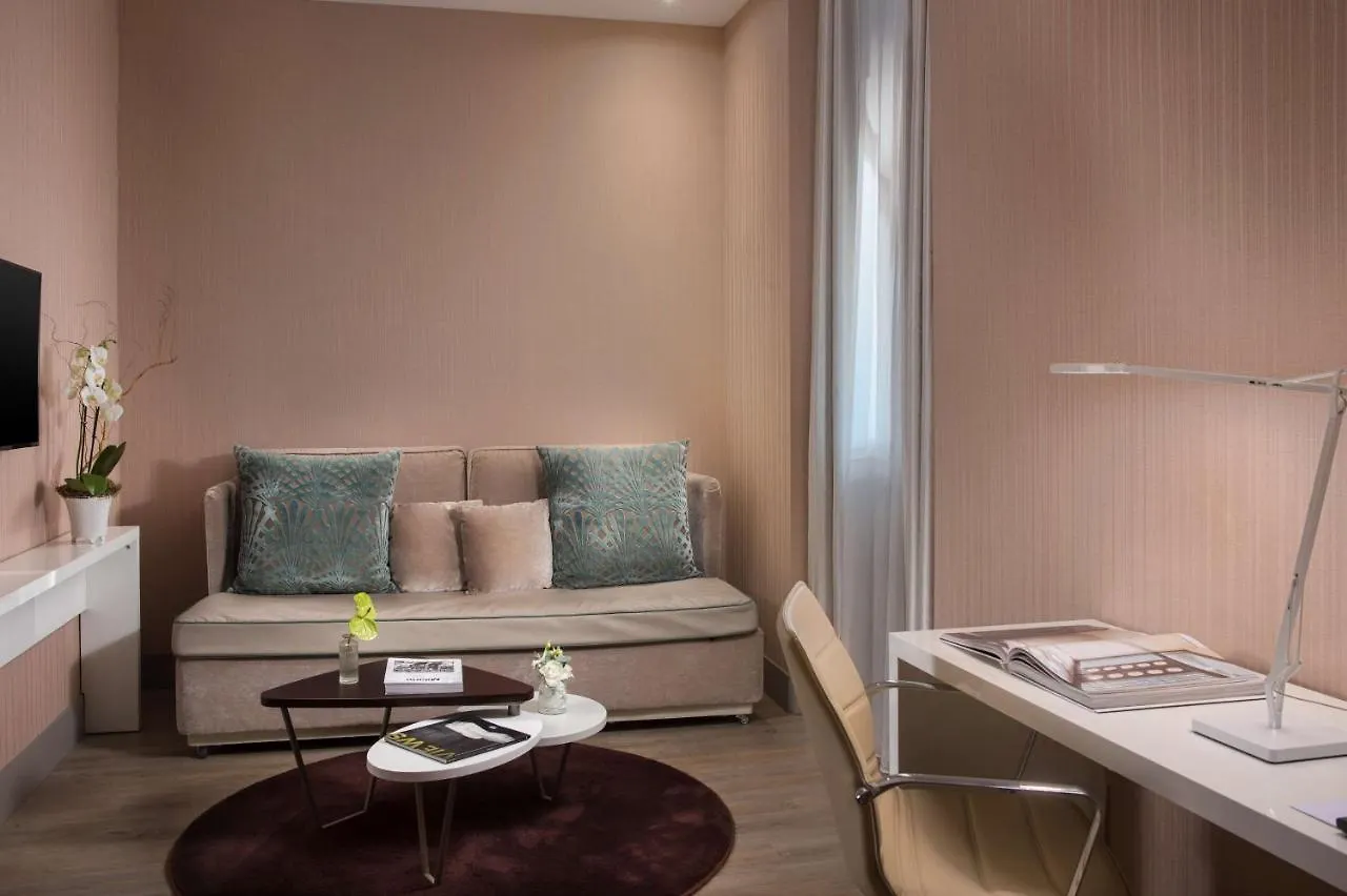 Nh Collection Milano Touring Hotel 4*, Milan Italy