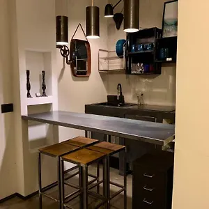 Fra Storia E Modernita Appartement Milaan